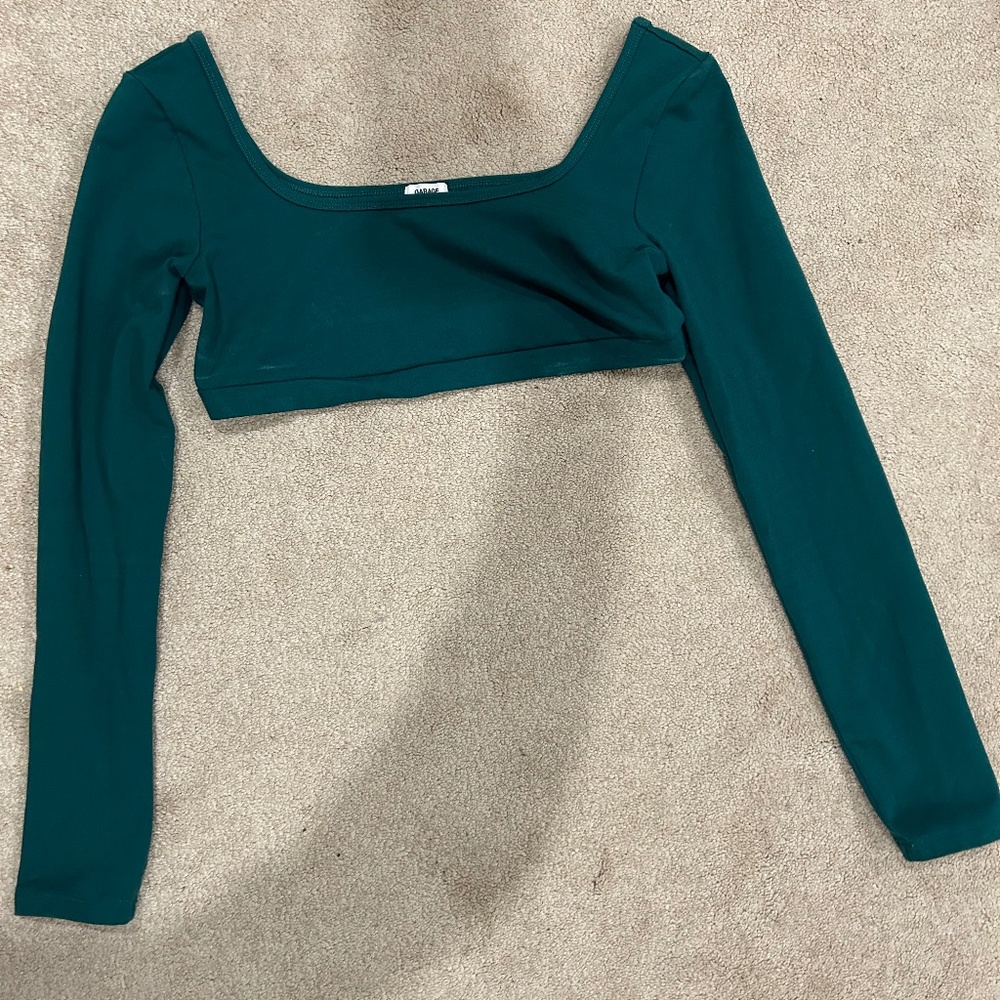 Going out long sleeve crop top